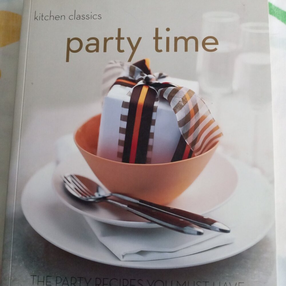 PARTY TIME - THE PARTY RECIPES YOU MUST HAVE by JANE PRICE. BRAND NEW SOFTCOVER